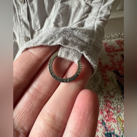 A/X Armani Exchange, Women’s size small, Grey button down - Picture 5 of 6